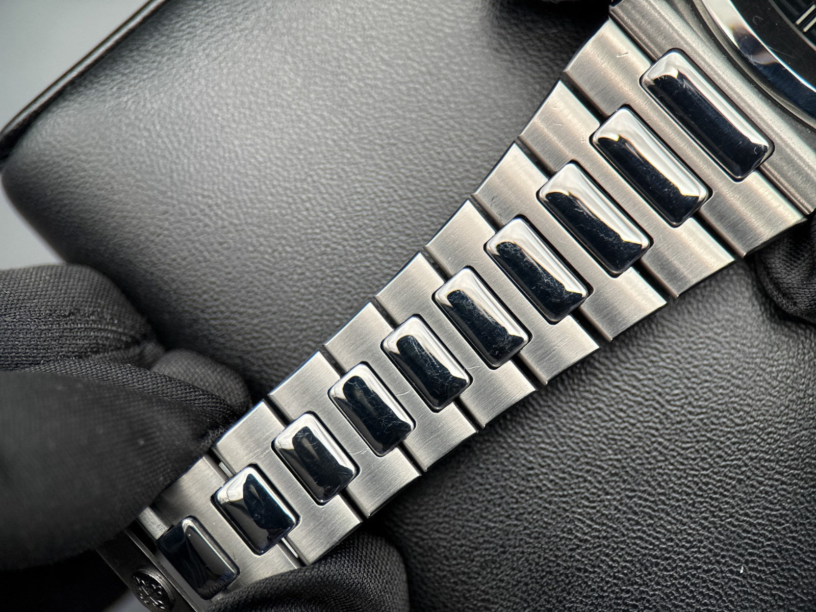 Patek Philippe Nautilus 3700/11 Blue Dial 42mm Steel Automatic Watch - 19877