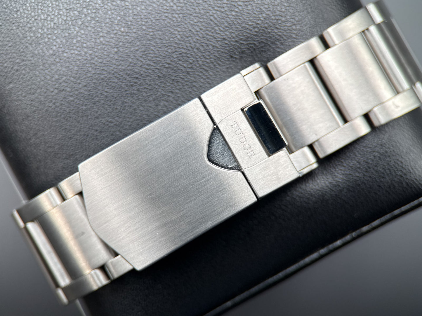 TUDOR Black Bay 79220N Black Dial Automatic 41mm Stainless Steel Watch9