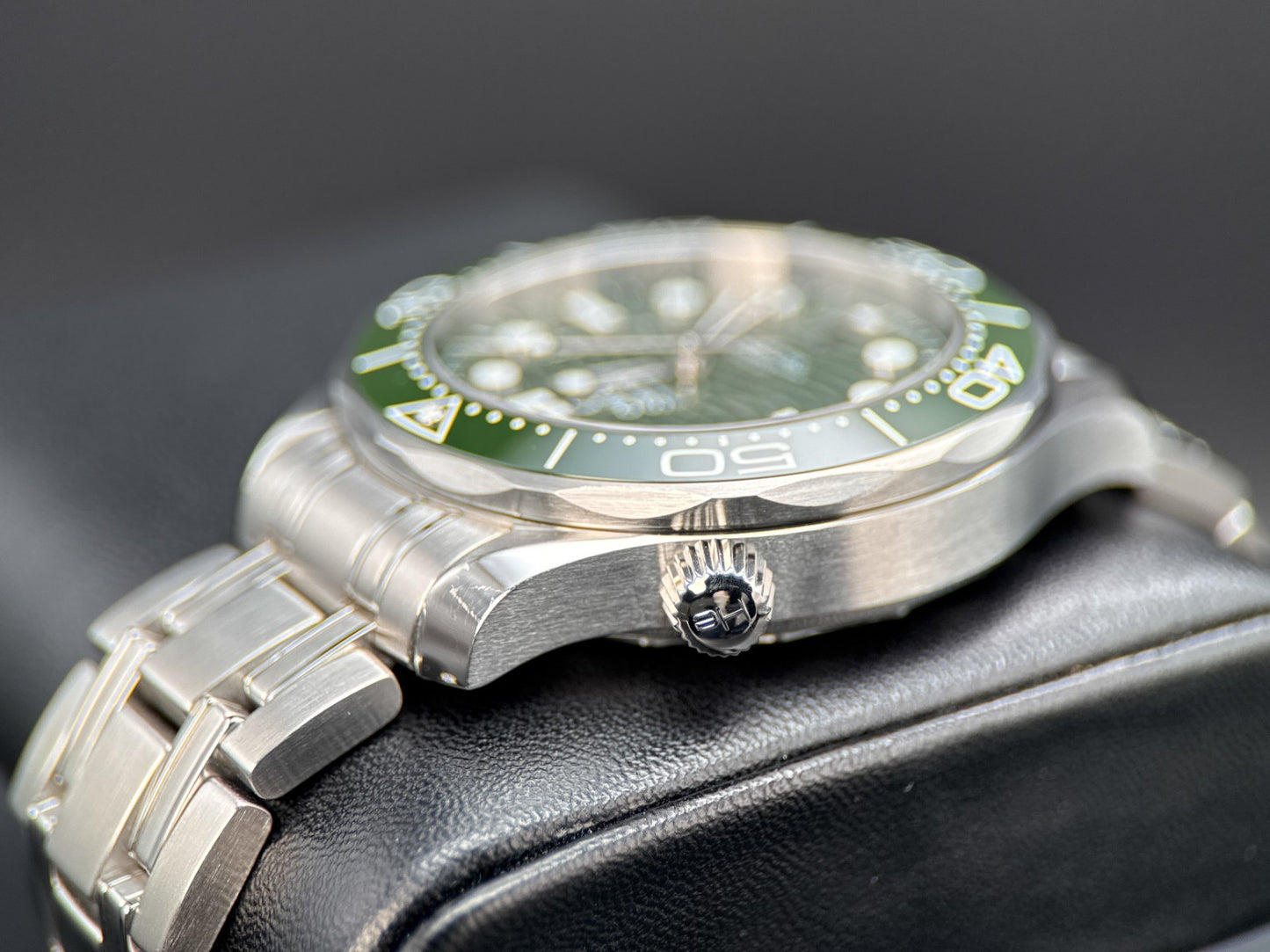 OMEGA Seamaster Diver 300M 210.30.42.20.10.001 Green Dial 42mm Watch - 20231