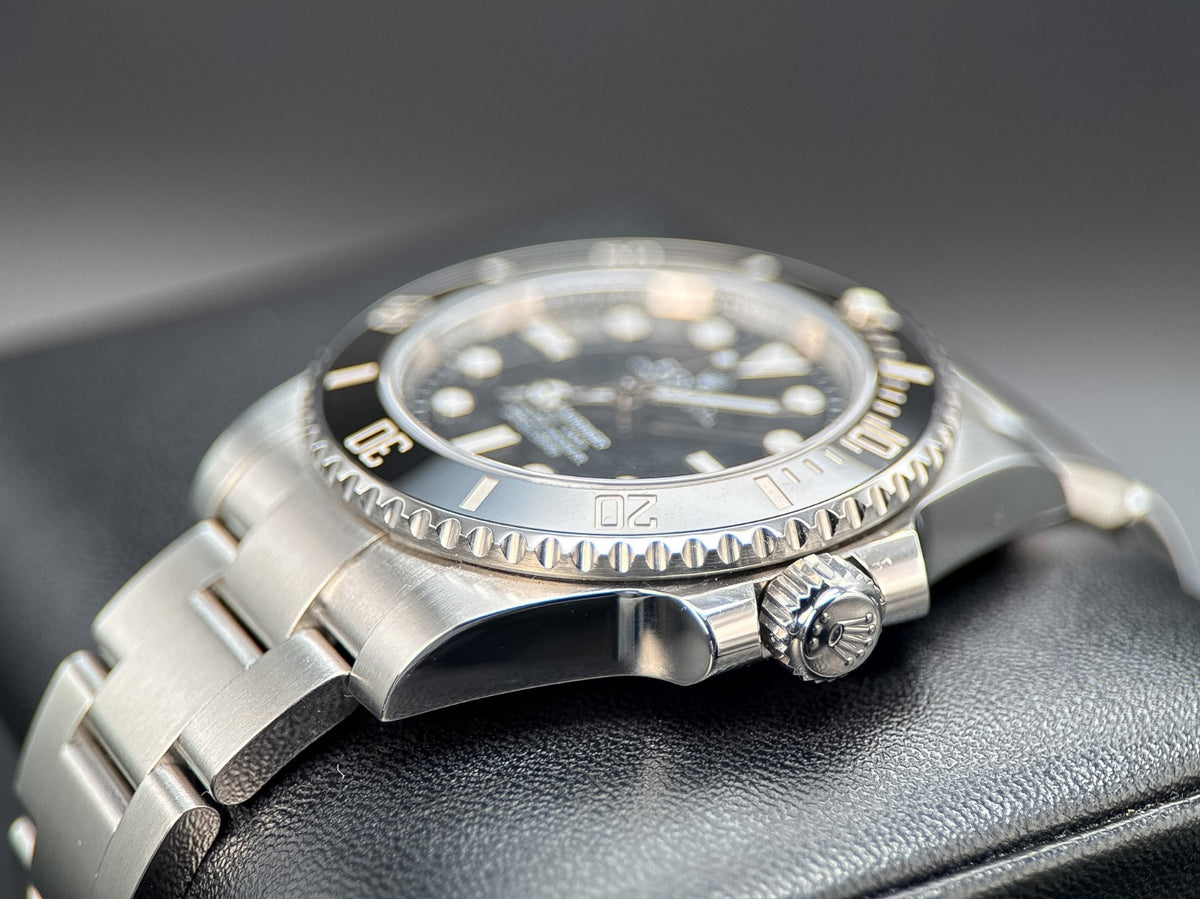 Rolex Submariner No-Date 114060 Black Dial 2018 - photo 2 of 11
