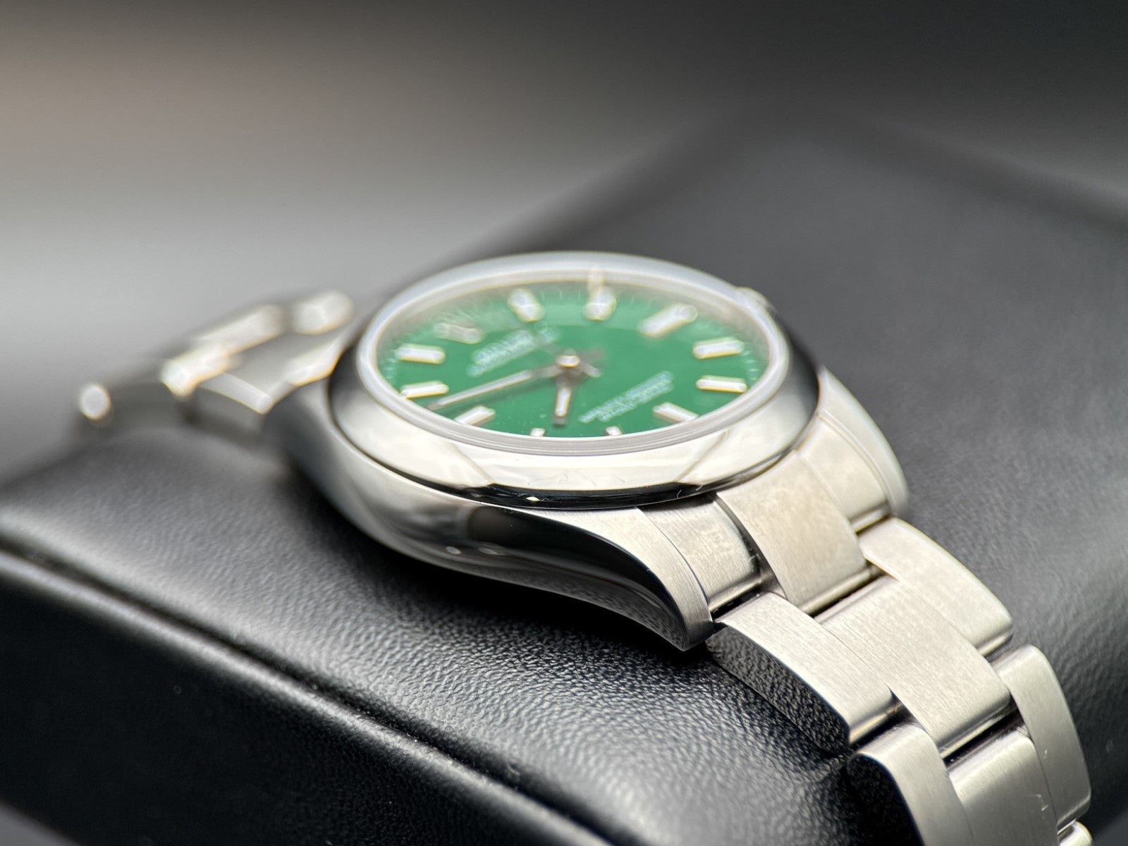 Rolex Oyster Perpetual 277200 Green Dial Steel Automatic 31mm Watch - 20253