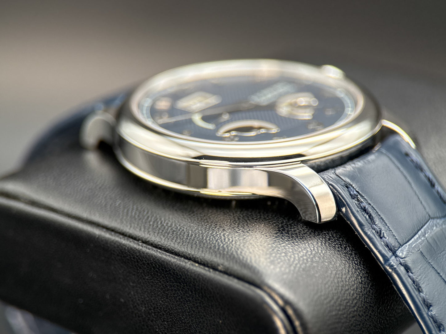 F.P. Journe Divine DN Boutique Edition Blue Dial Platinum 42mm Watch - 20263