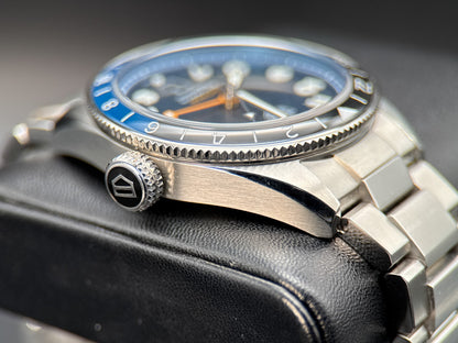 TAG Heuer Autavia GMT COSC WBE511A.BA0650 Blue Dial Automatic 42mm Watch2