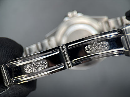 Rolex Submariner Date 16610 Engraved Rehaut Automatic 40mm Watch - 20088