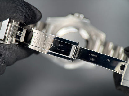 Rolex Submariner No-Date 114060 Black Dial 2018 - photo 9 of 11