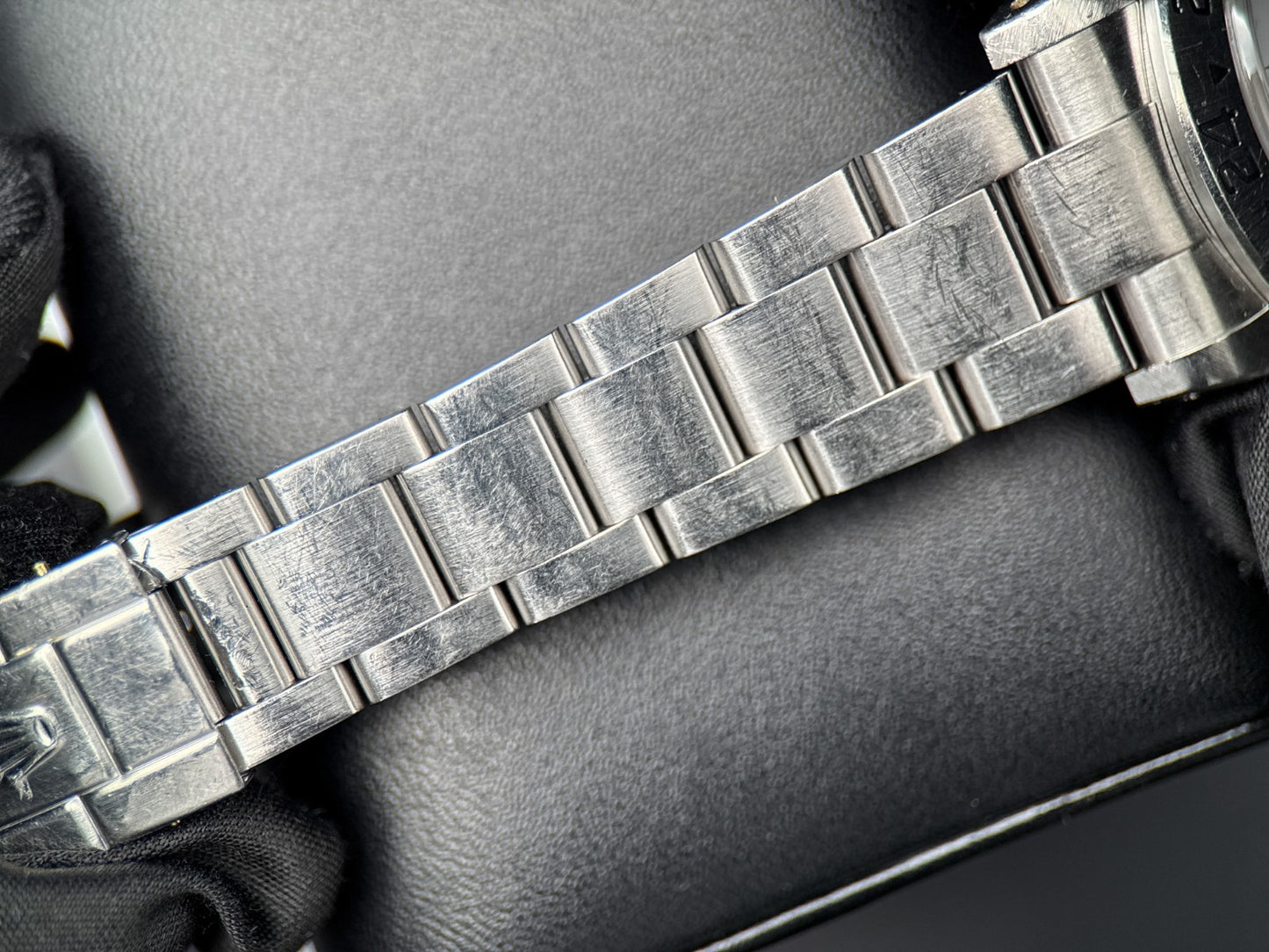 Rolex Explorer II 16570 Polar "Swiss Made" Dial Steel Automatic 40mm - 20028