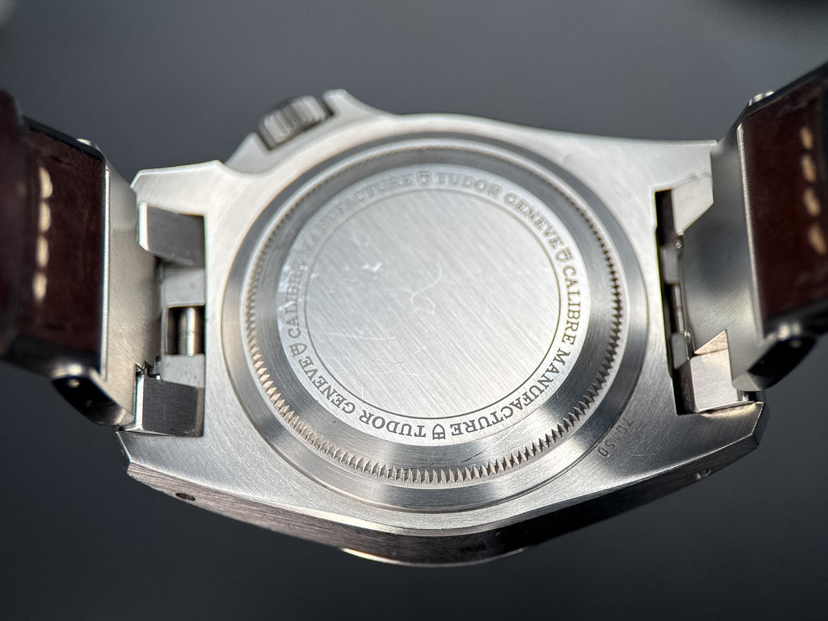TUDOR Heritage Black Bay P01 M70150-0001 Black Dial 42mm Watch - 20195