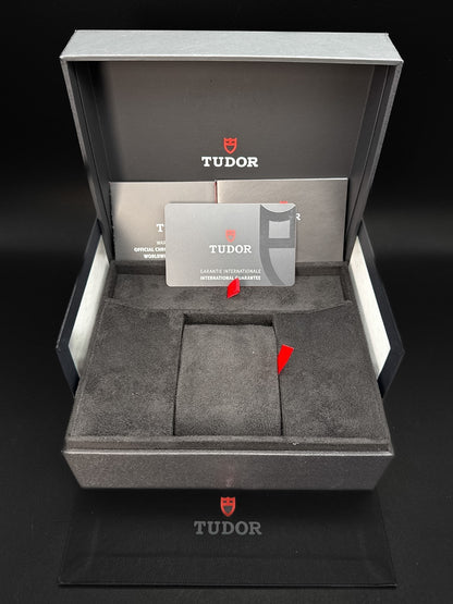 TUDOR Black Bay 54 M79000N-0001 Black Dial Steel Automatic 37mm Watch - 202510