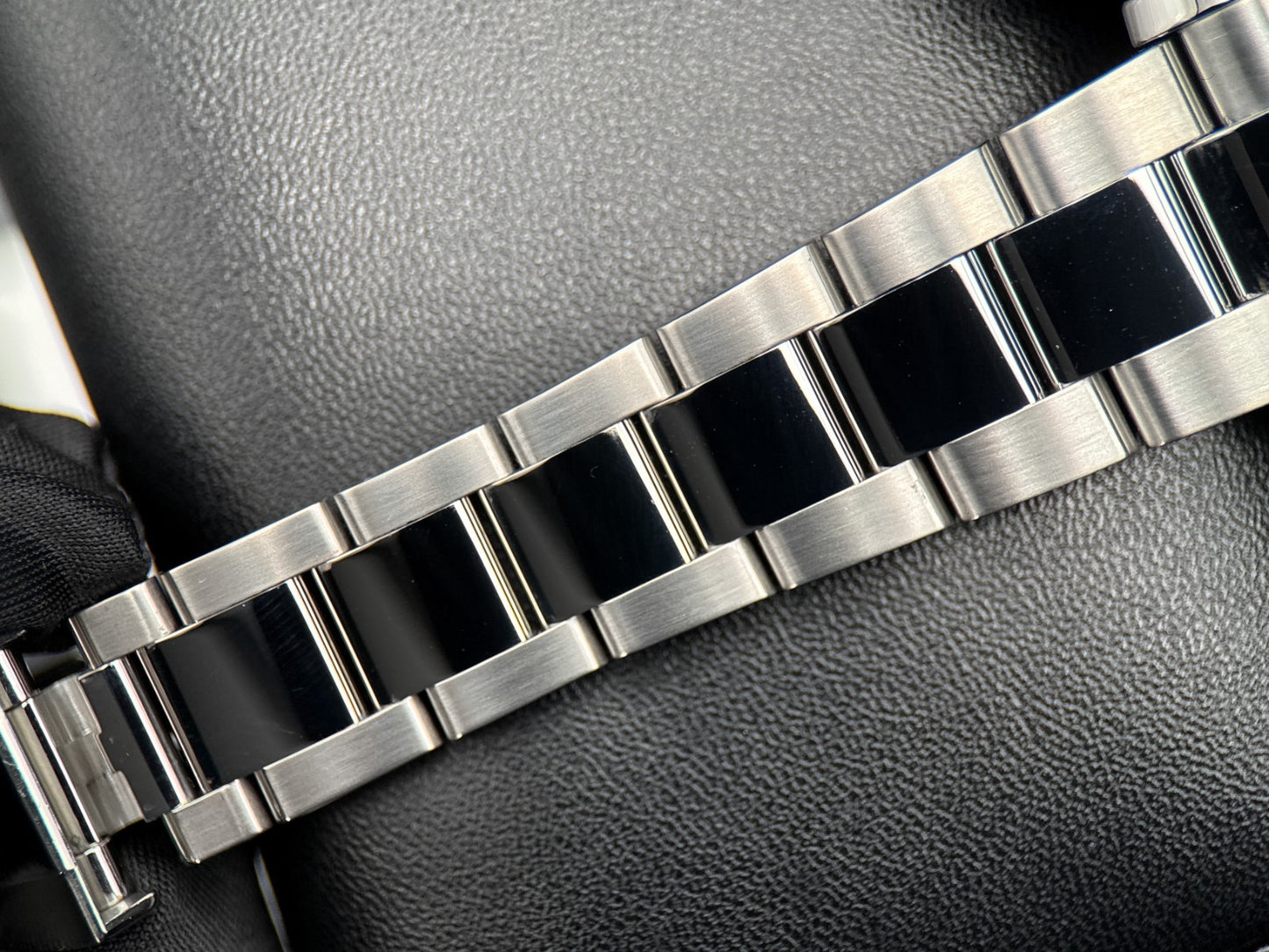 Rolex Datejust 116200 Blue & Black Dial Stainless Steel  Automatic 36mm watch7