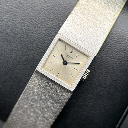 Patek Philippe 3285G Silver Dial White Gold Manual Wind 16mm Ladies Watch0