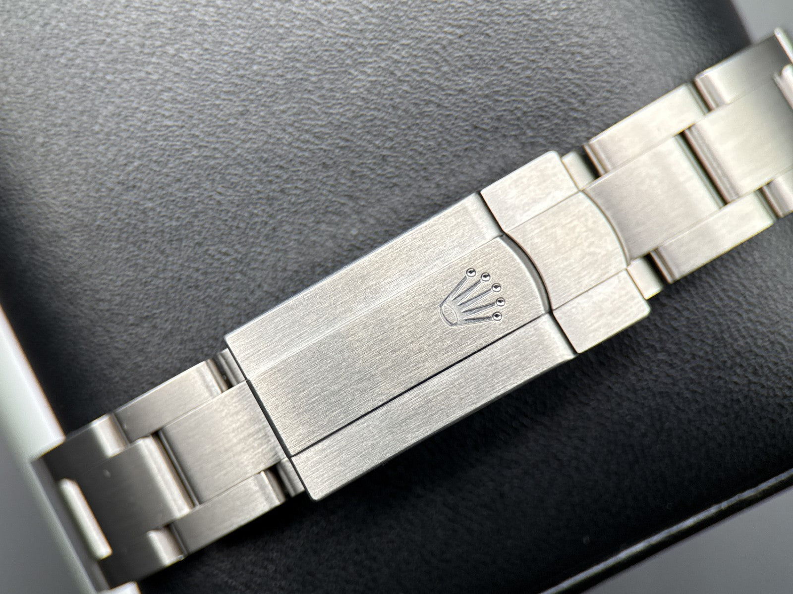 Rolex Oyster Perpetual 277200 Green Dial Steel Automatic 31mm Watch - 20259