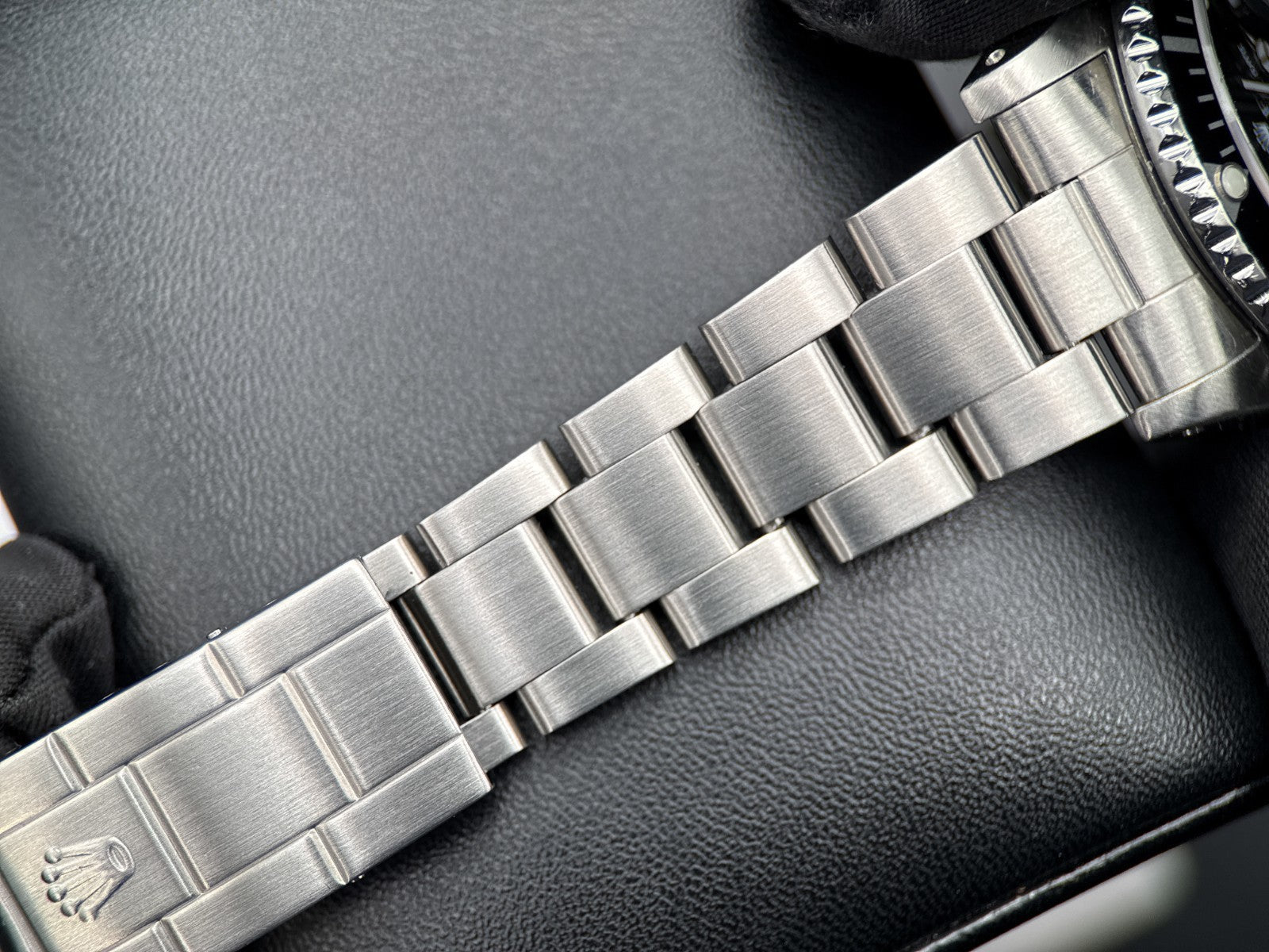 Rolex Submariner Date 16610 Black Dial Steel Automatic 40mm Watch - 19907