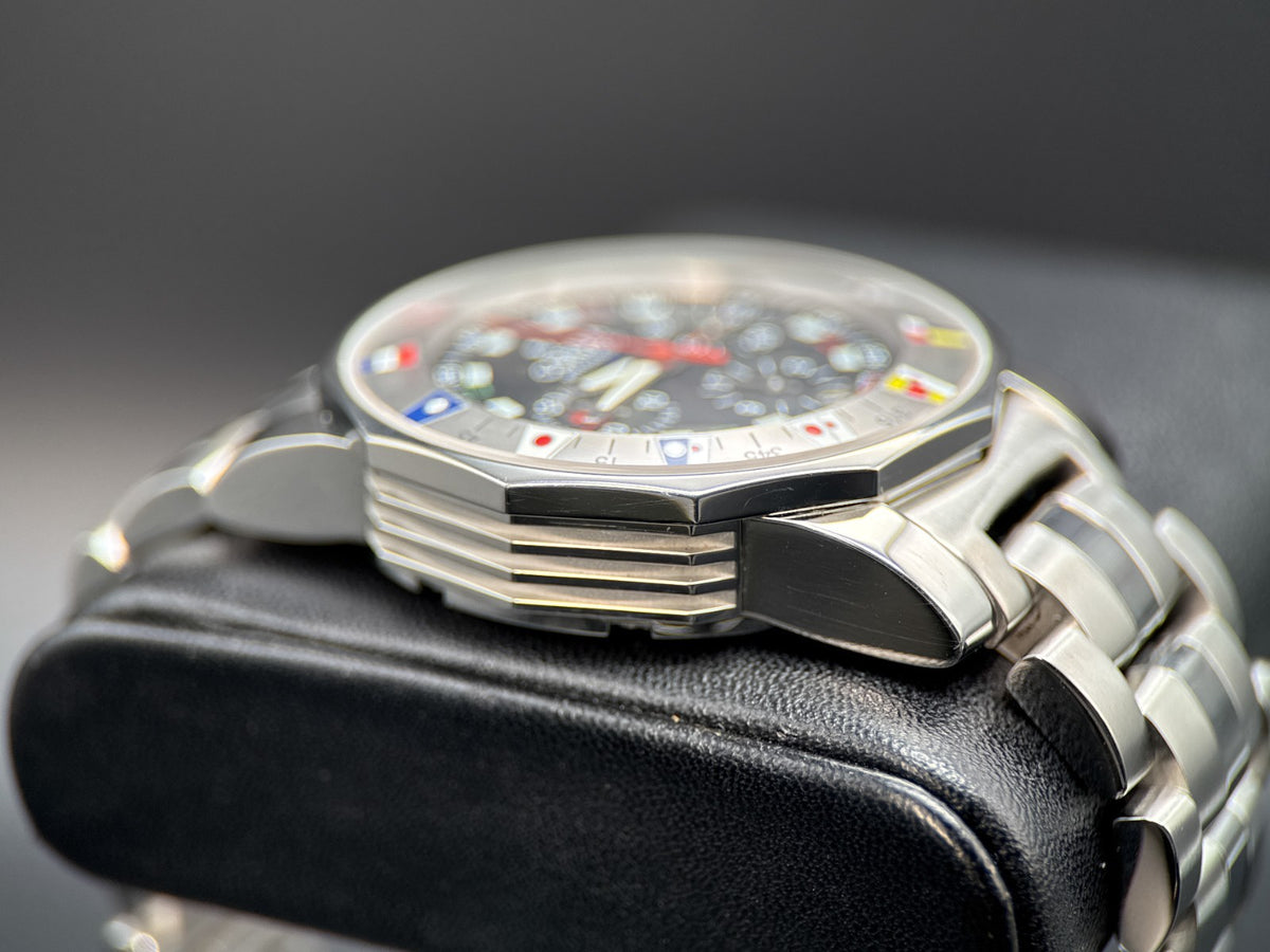 Corum Admirals Cup 985.630.20 Black Dial - photo 4 of 10