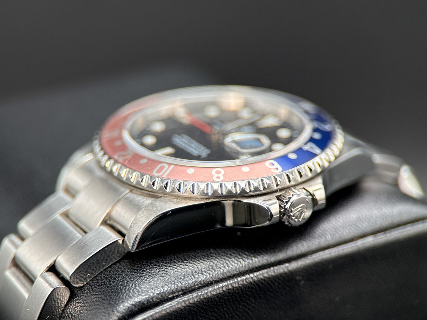 Rolex GMT-Master II 16710 Pepsi Black Dial Steel Oyster Automatic 40mm Watch1
