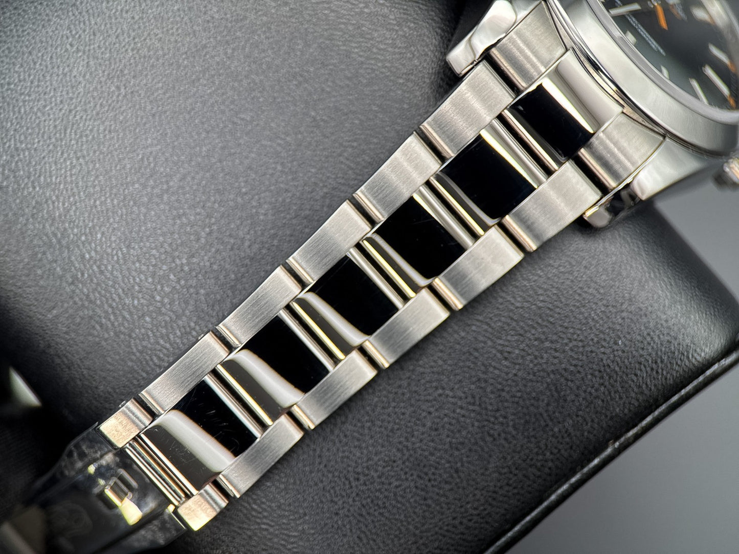 Rolex Milgauss 116400 Black Dial Steel Oyster Automatic 40mm Watch - 20086