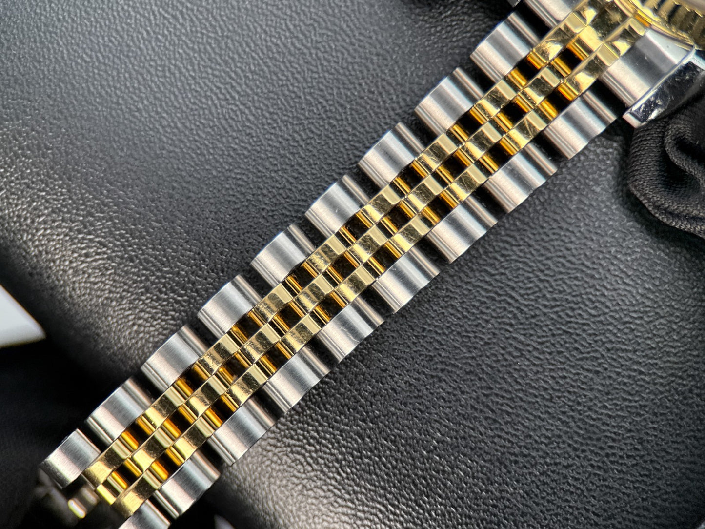 Rolex Lady-Datejust 179173 Mother of Pearl Diamond Dial 26mm Automatic Watch6