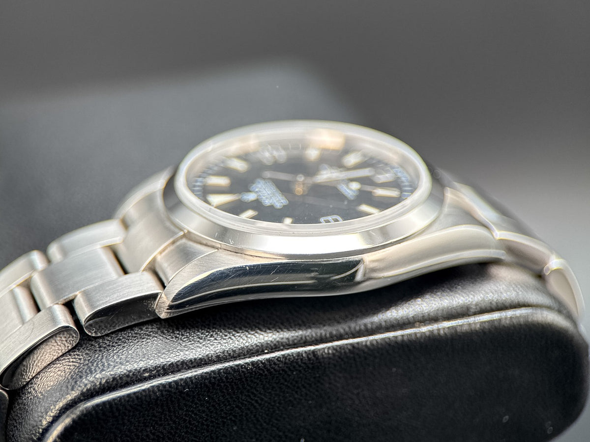 Rolex Explorer 36 114270 Black Dial - photo 5 of 11