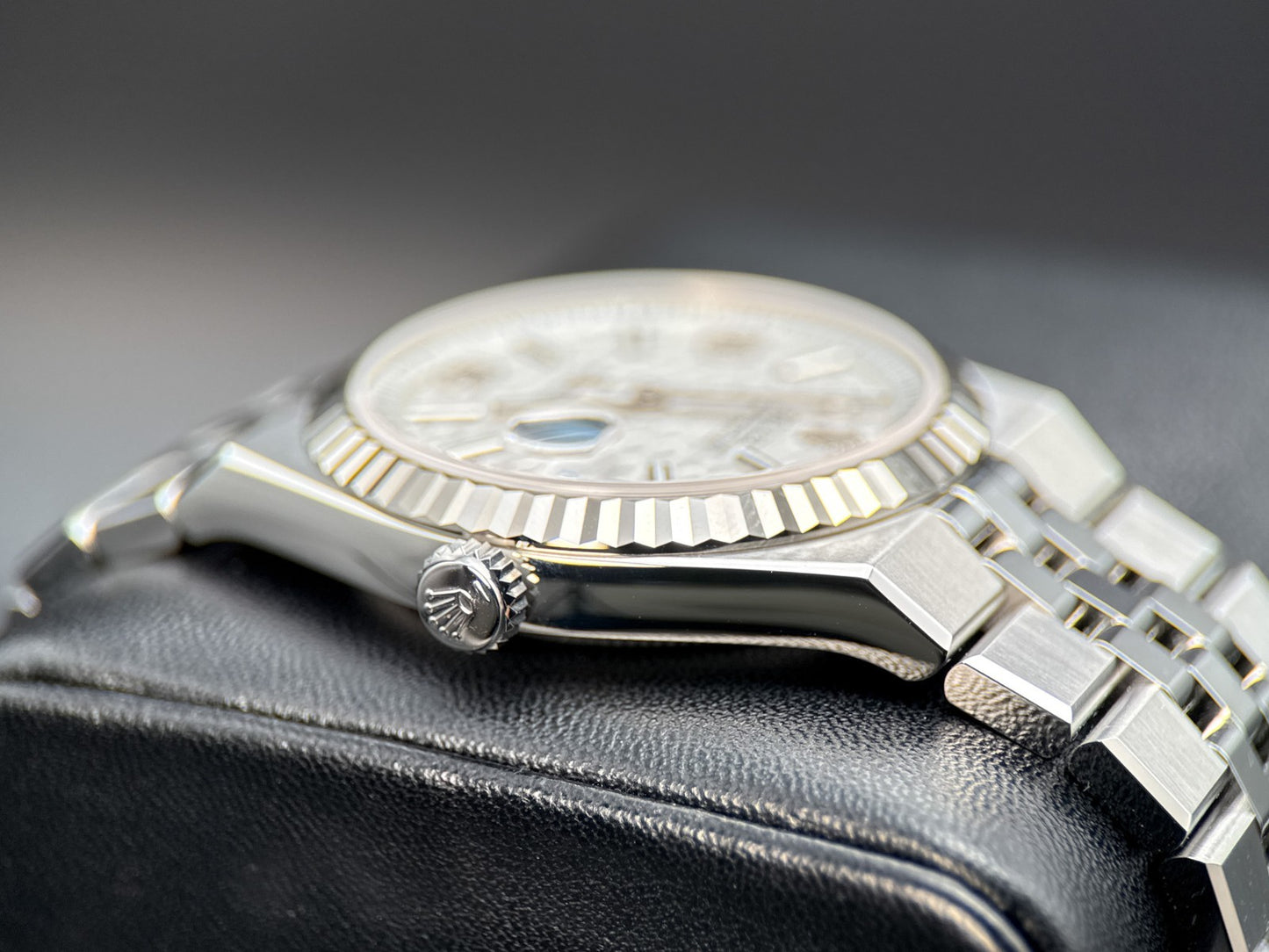 Rolex Land-Dweller 127334 White Dial Stainless Steel Automatic 40mm Watch - 20262