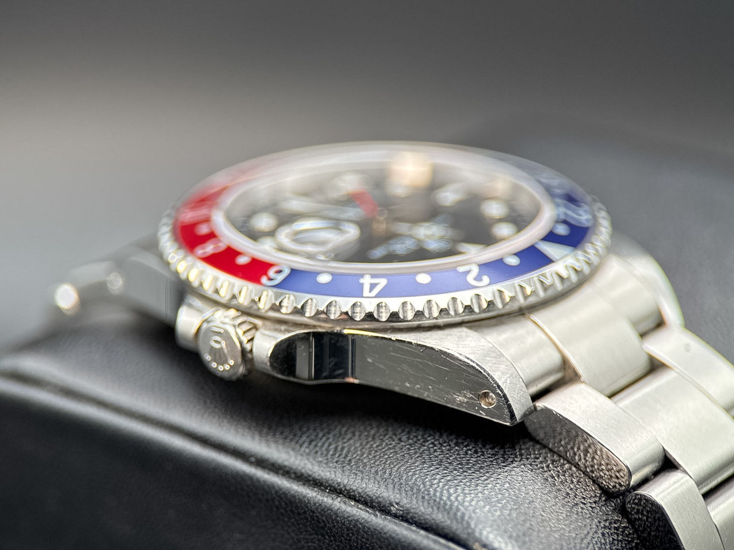 Rolex GMT-Master II 16710 Pepsi Bezel Steel 40mm Automatic Watch - 20012