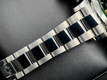 Rolex Milgauss 116400GV Black Dial Green Crystal Automatic 40mm Watch - 20226