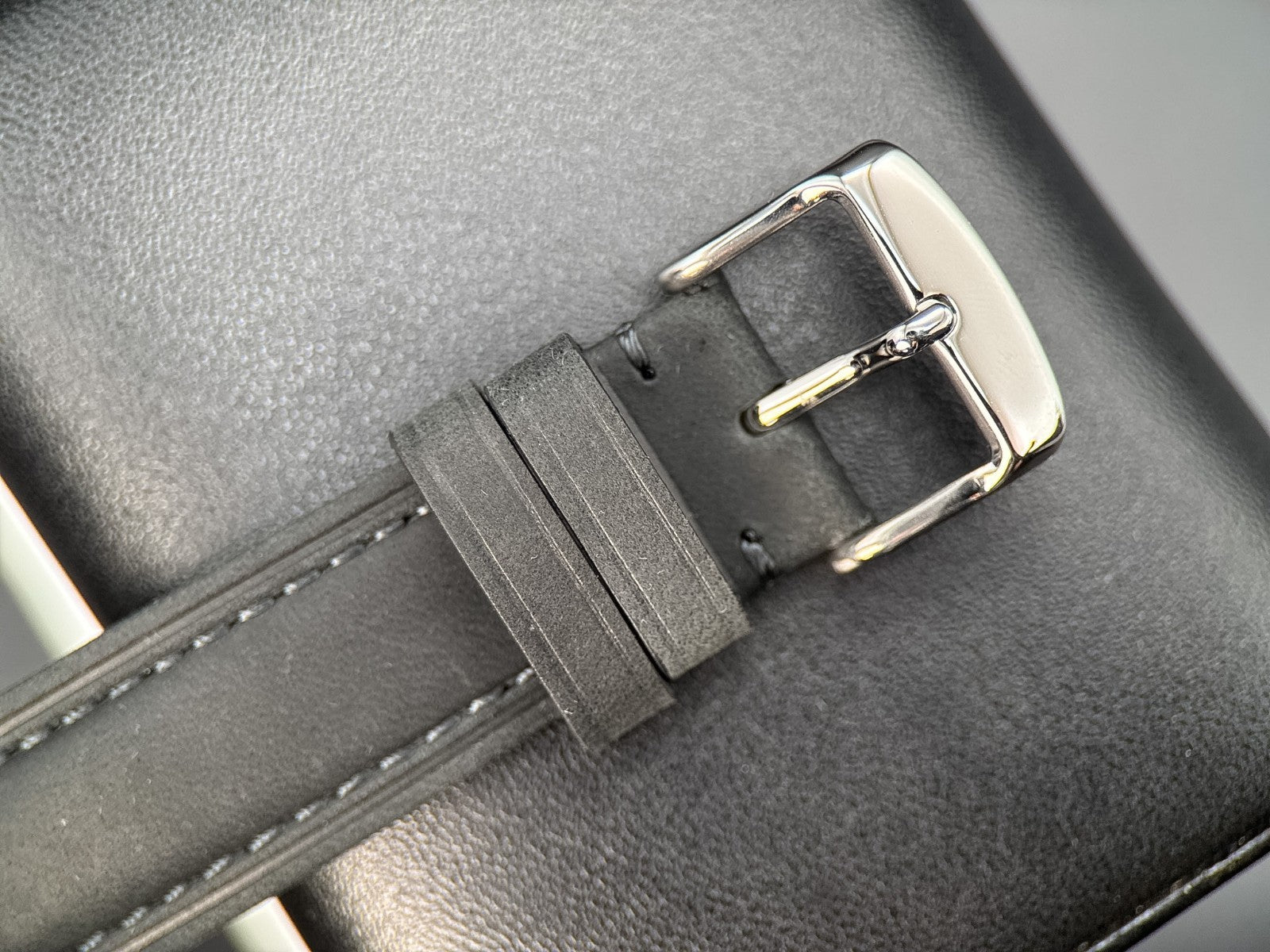 Jaeger-LeCoultre Reverso Duoface 270.840.544B Silver Dial 42mm Watch - 19977