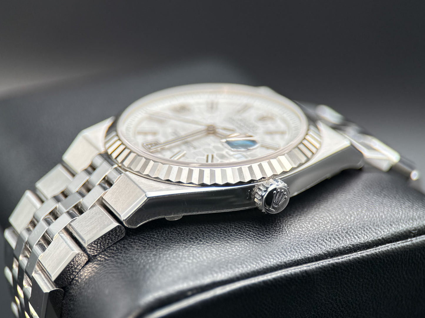 Rolex Land-Dweller 127334 White Dial Stainless Steel Automatic 40mm Watch - 20261