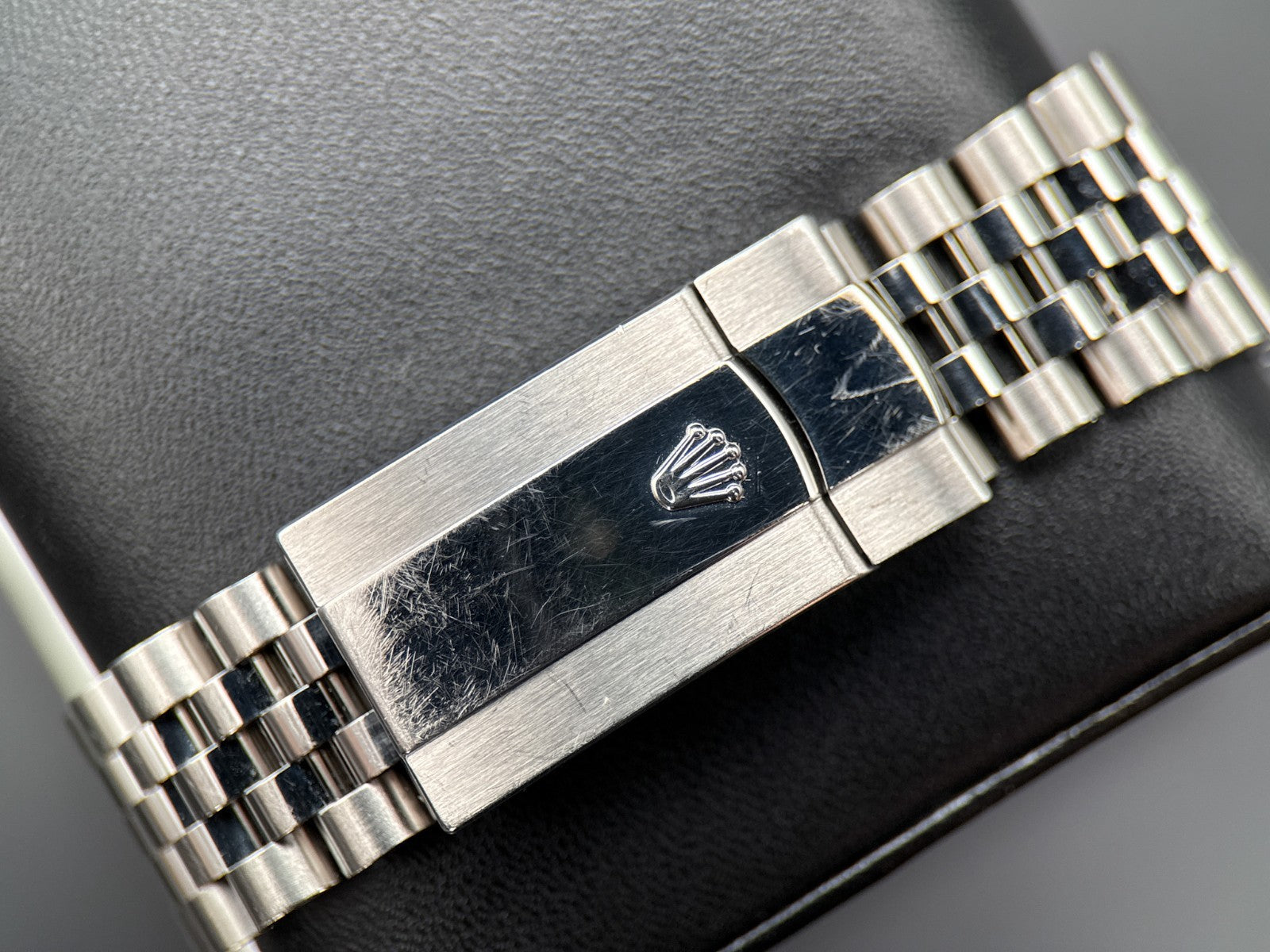 Rolex Sky-Dweller 326934 Black Dial Jubilee Automatic Steel 42mm Watch - 20229