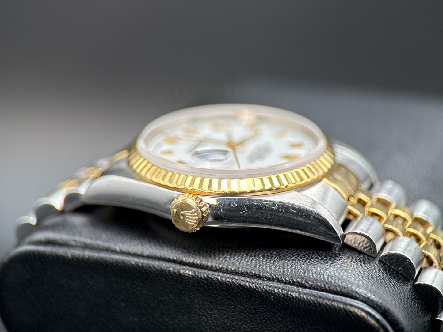 Rolex Datejust 16233 White Roman Dial Two-Tone Jubilee Automatic 36mm Watch2