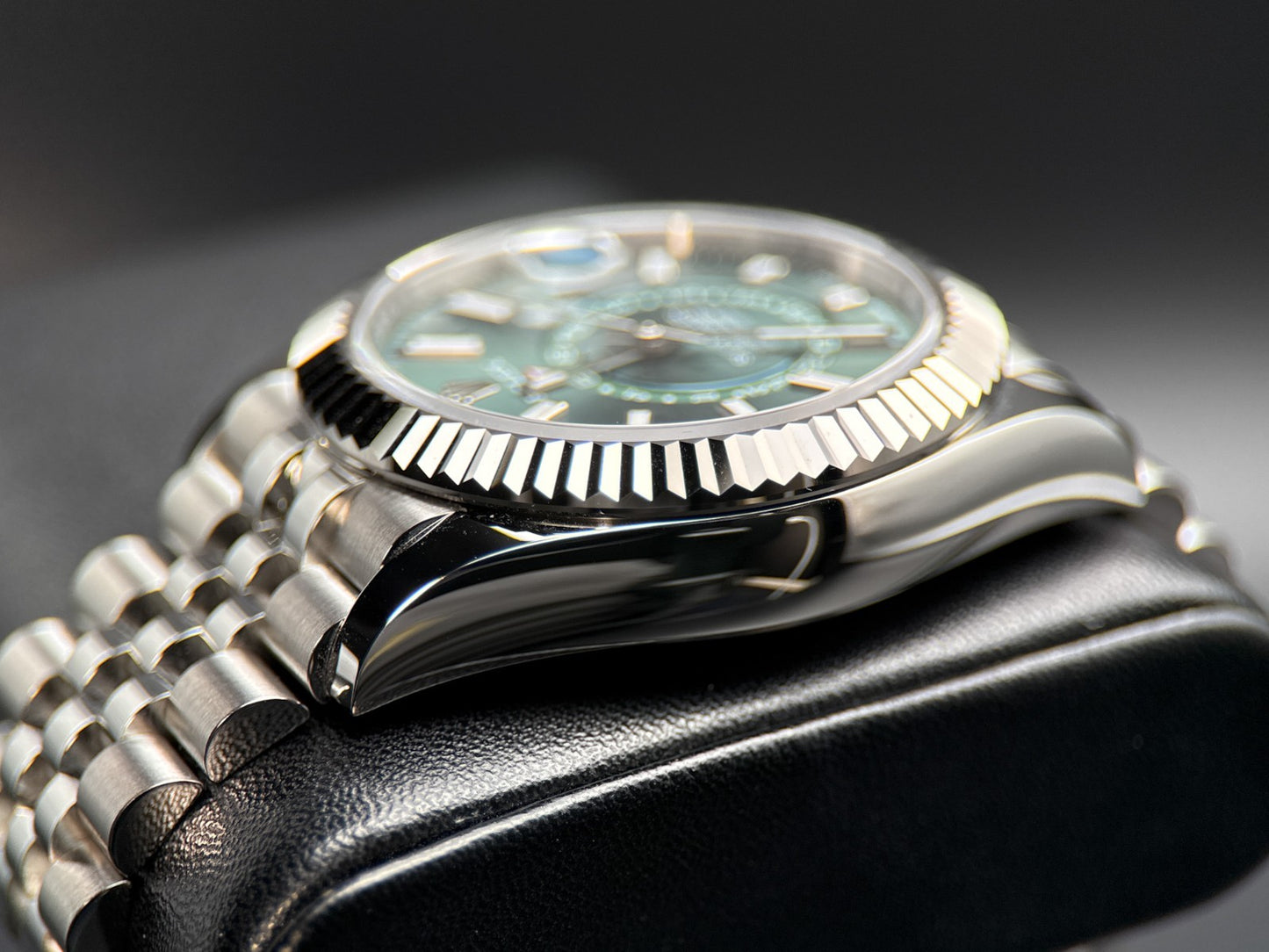 Rolex Sky-Dweller 336934 Green Dial Steel Jubilee 42mm Automatic Watch - 20254