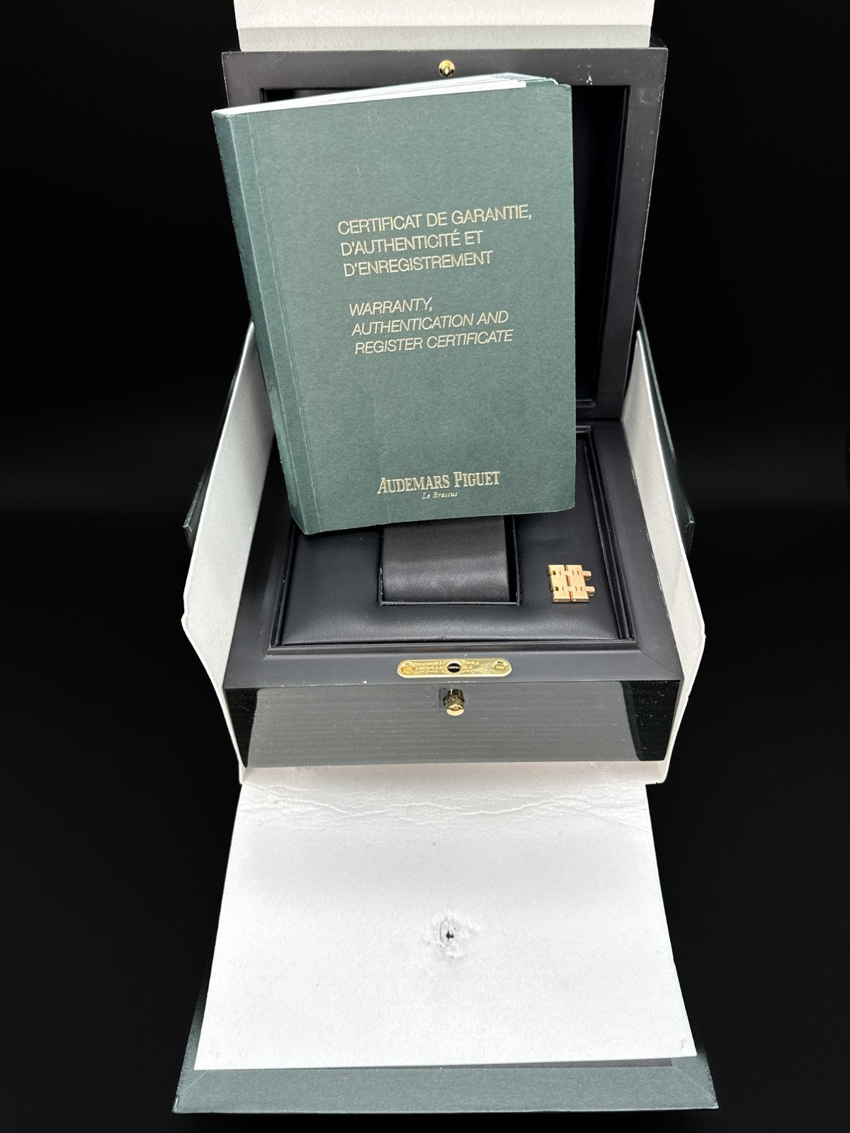 Audemars Piguet Royal Oak Chronograph 26320OR.OO.1220OR.01 Black Dial Rose Gold10