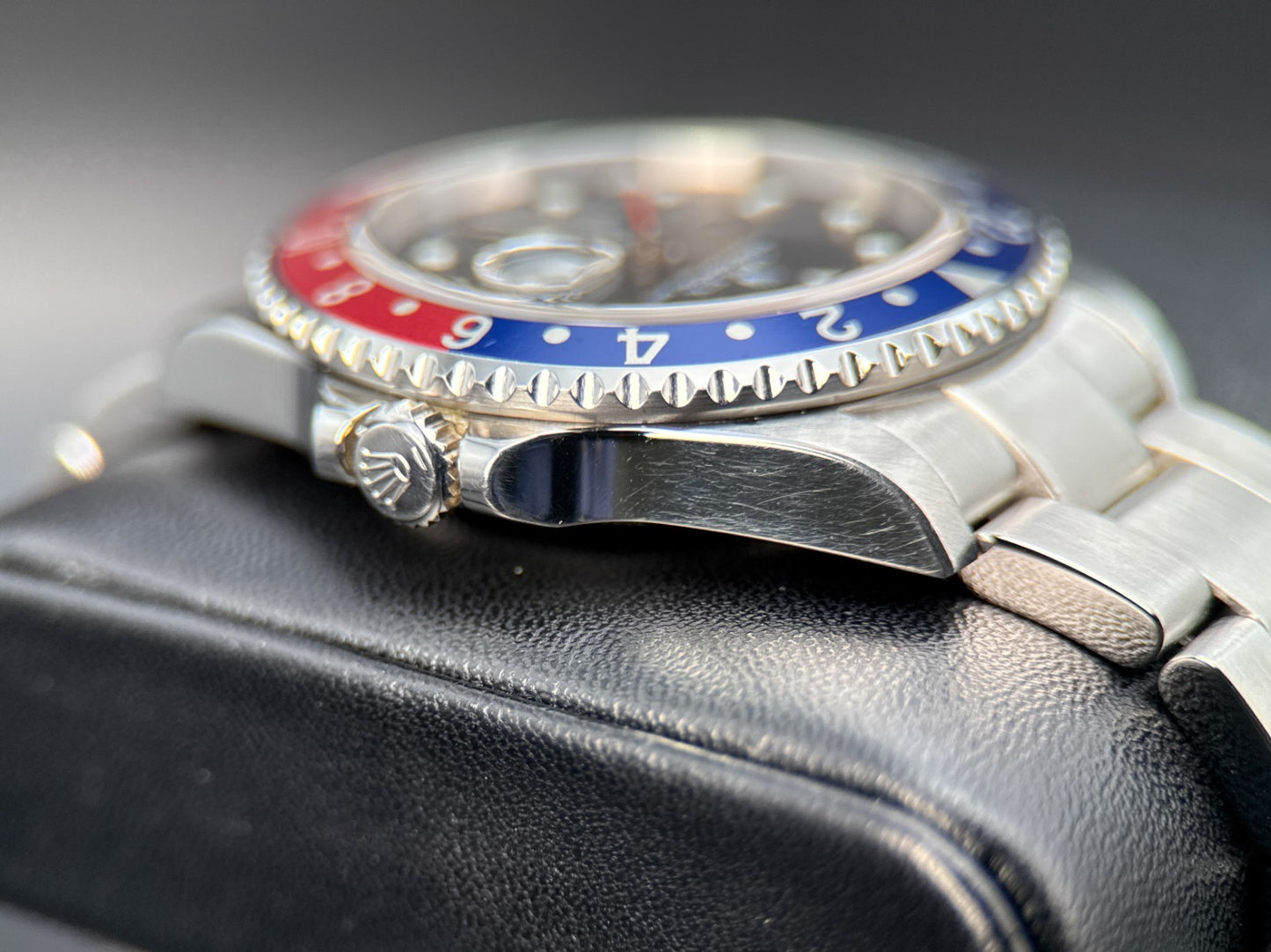 Rolex GMT-Master II 16710 Pepsi Black Dial 40mm Automatic Stainless Steel Watch2