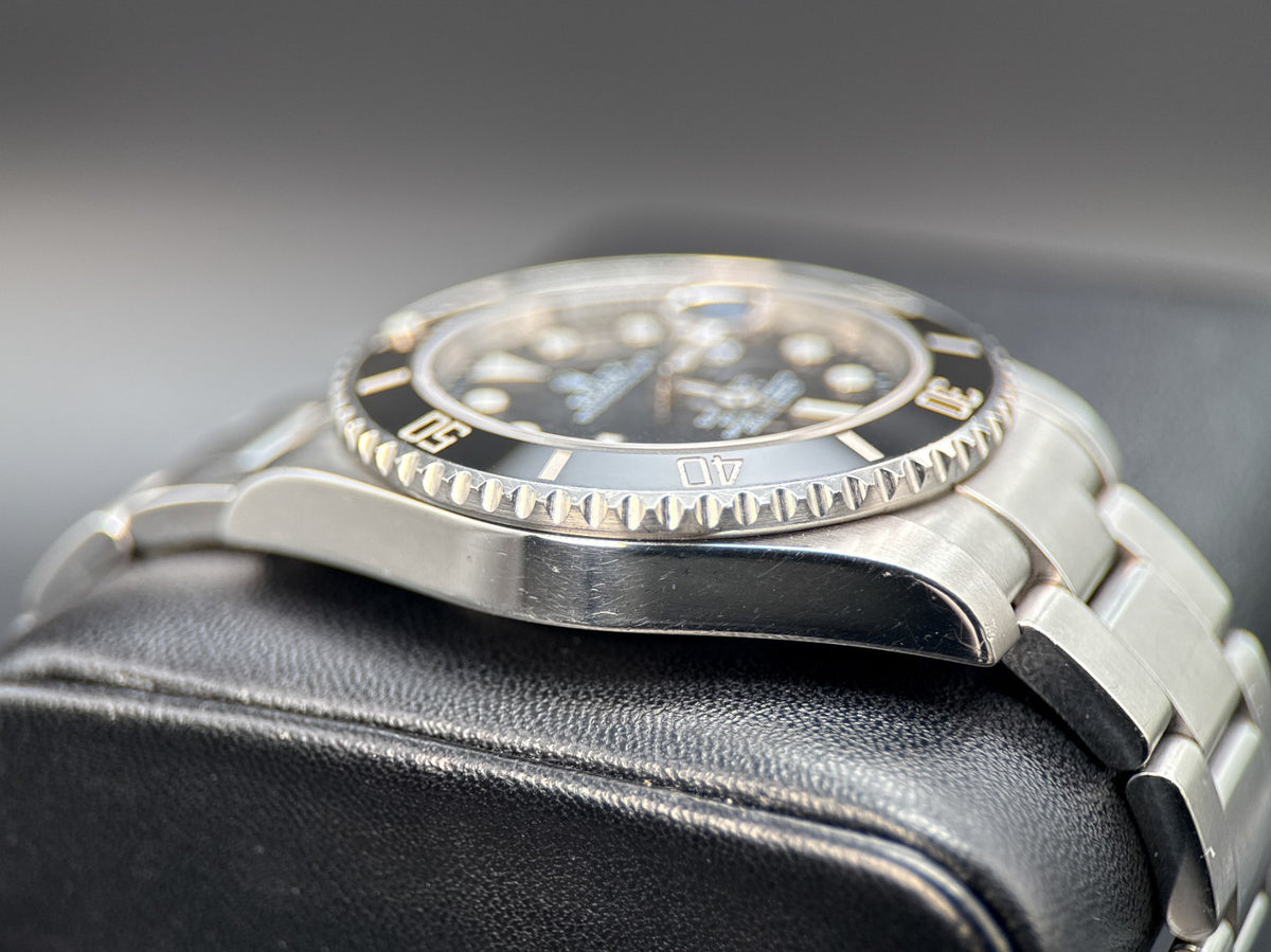 Rolex Submariner Date 116610 Black Dial Steel Oyster 40mm Automatic Watch - 20113