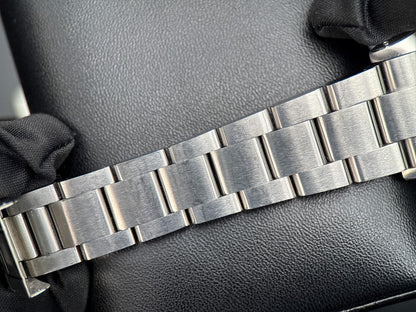 Rolex Explorer II 16550 Black Dial Stainless Steel Automatic 40mm Watch7