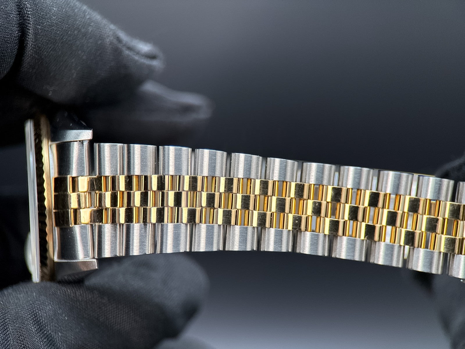 Rolex Datejust 16233 White Diamond Dial Two-Tone Automatic 36mm Watch - 199410