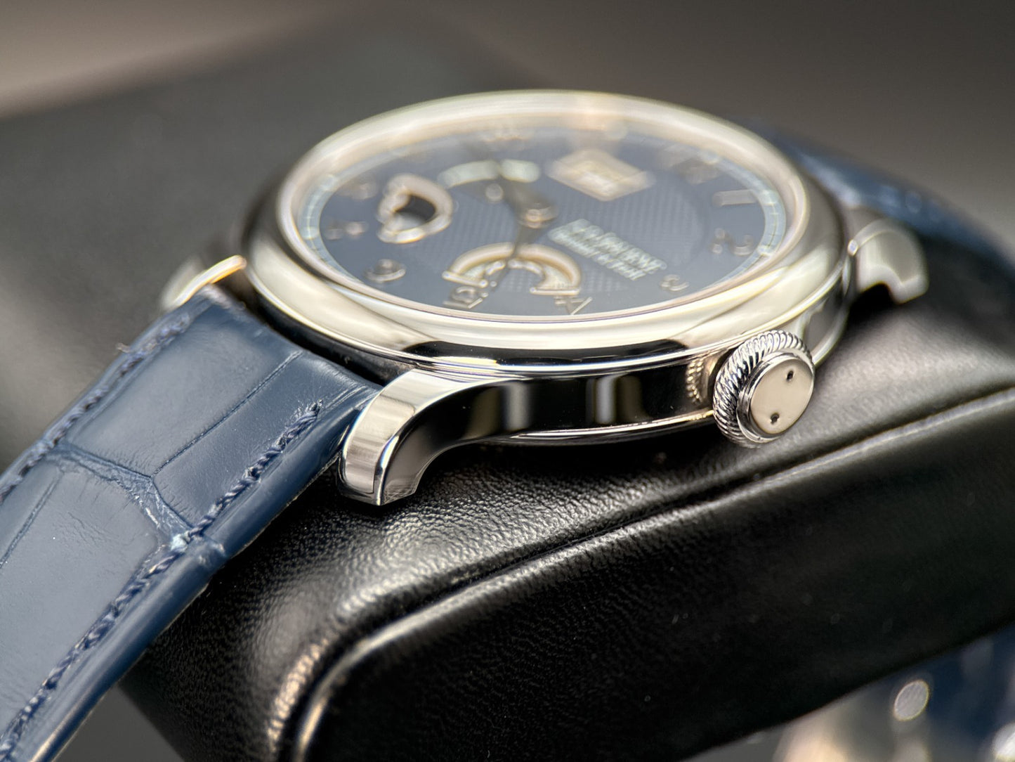 F.P. Journe Divine DN Boutique Edition Blue Dial Platinum 42mm Watch - 20261