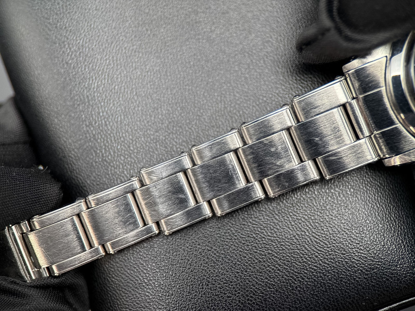 Vintage Rolex OysterDate 6466 Black Dial Oyster Rivet Bracelet Manual 30mm 19677