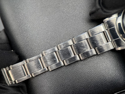 Vintage Rolex OysterDate 6466 Black Dial Oyster Rivet Bracelet Manual 30mm 19677