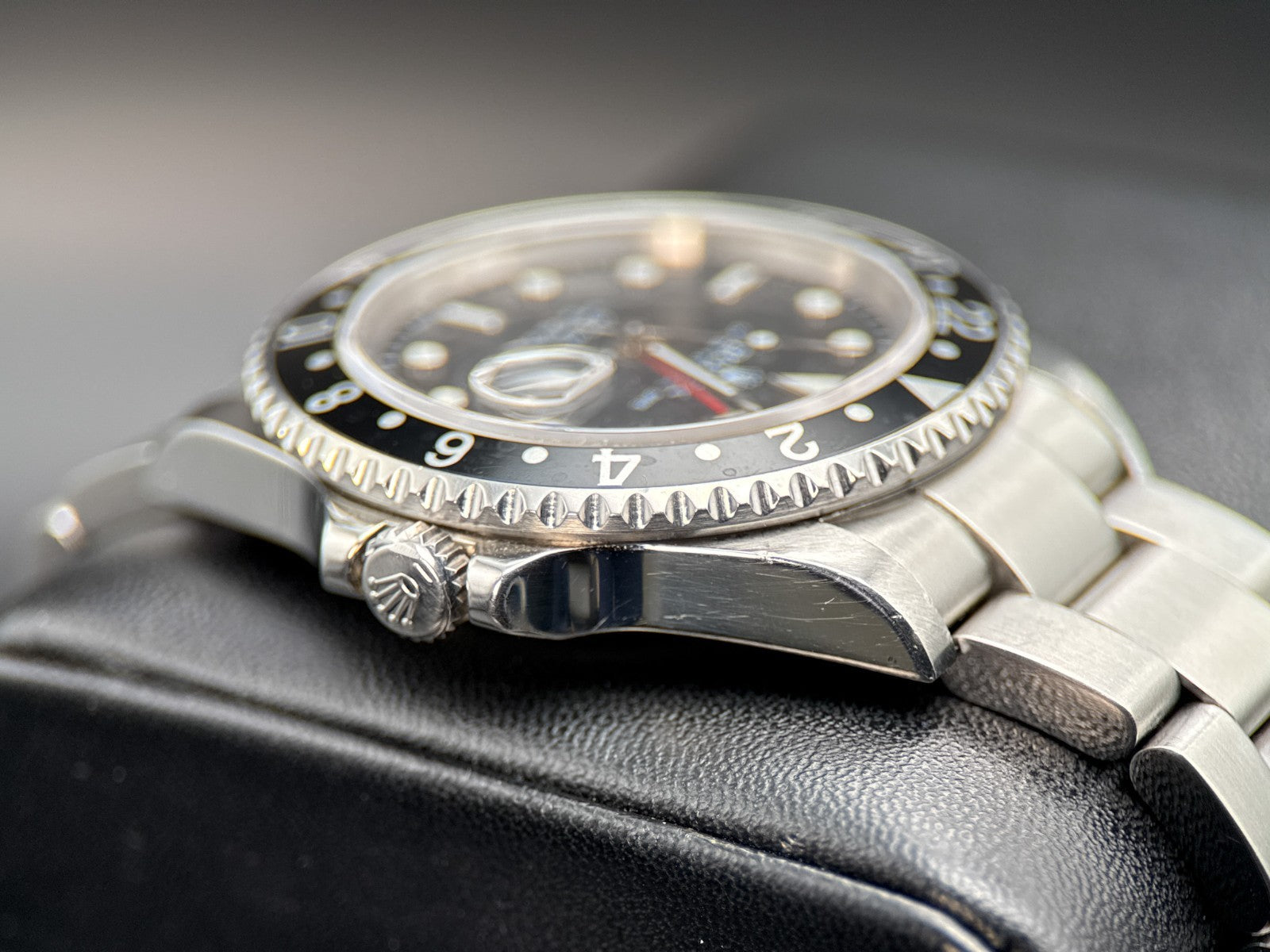 Rolex GMT-Master II 16710 Black Bezel Stainless Steel 40mm Automatic Watch2