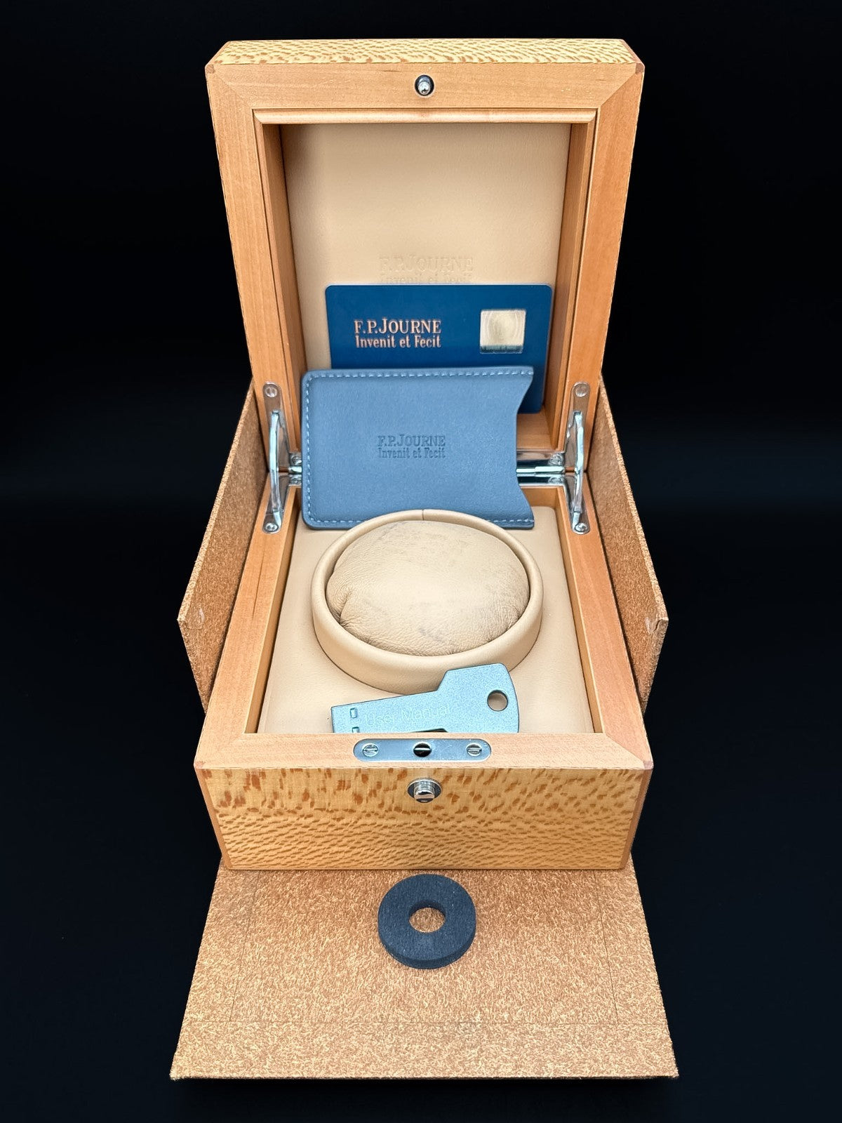 F.P.Journe Classique Collection Chronomètre Bleu CB Tantalum 39mm Watch - 20179