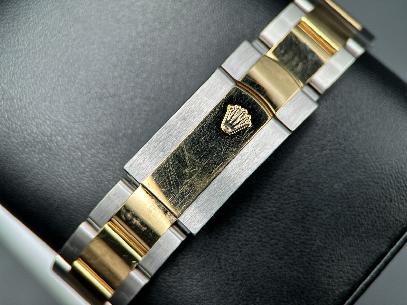 7365906