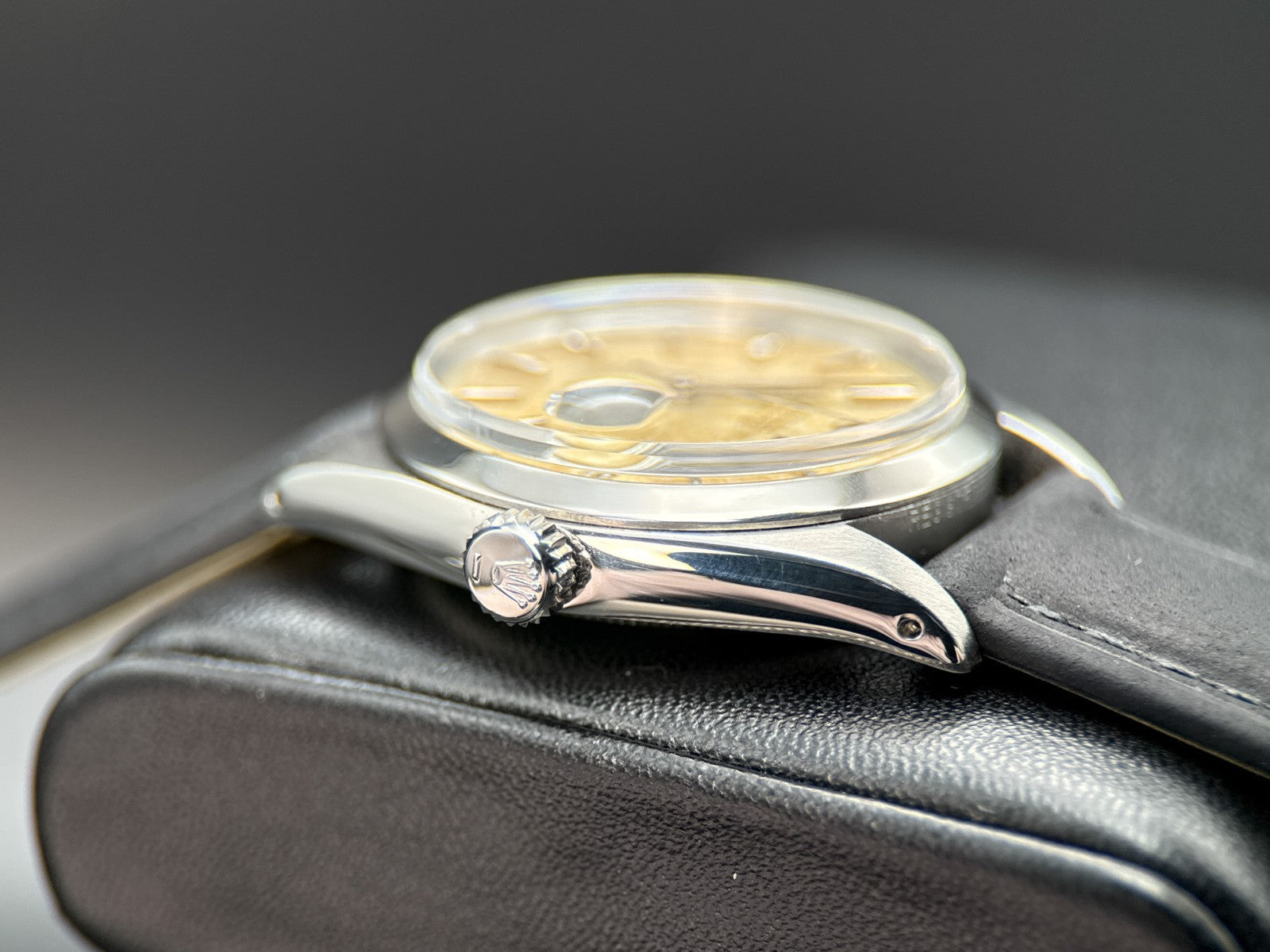 Rolex Date 1500 Stainless Steel Vintage Automatic 34mm Watch2