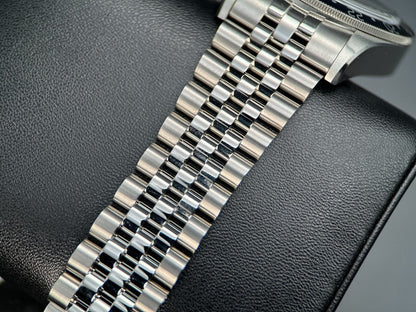 6405763