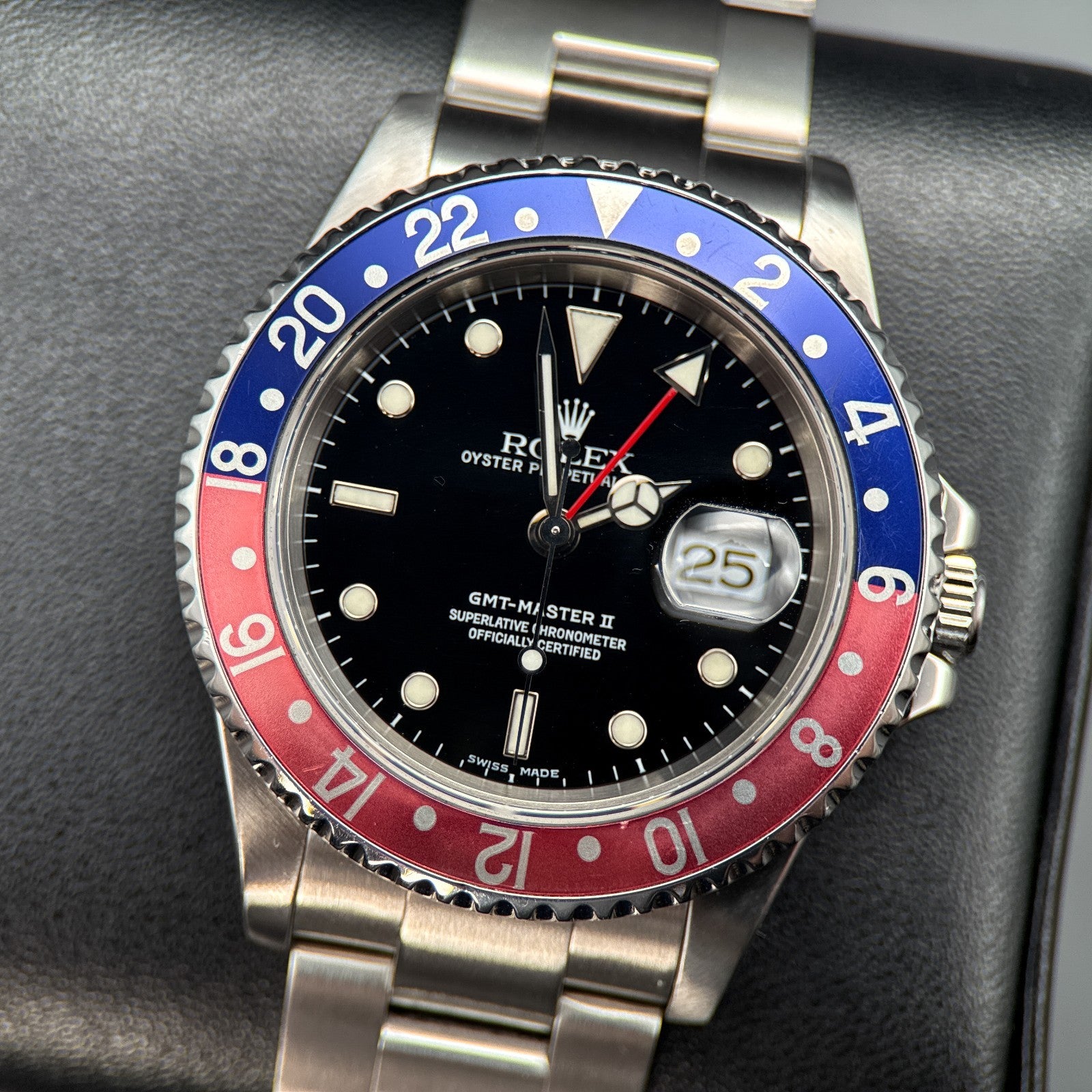 Rolex GMT-Master II 16710 Pepsi Black Dial Steel Oyster 40mm Automatic Watch0