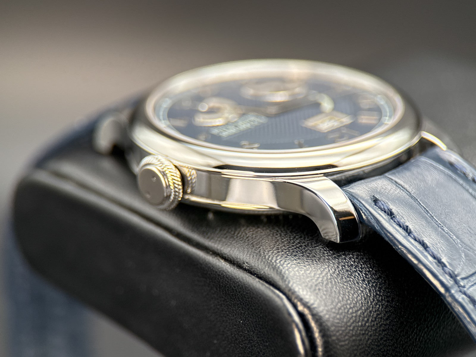 F.P. Journe Divine DN Boutique Edition Blue Dial Platinum 42mm Watch - 20262