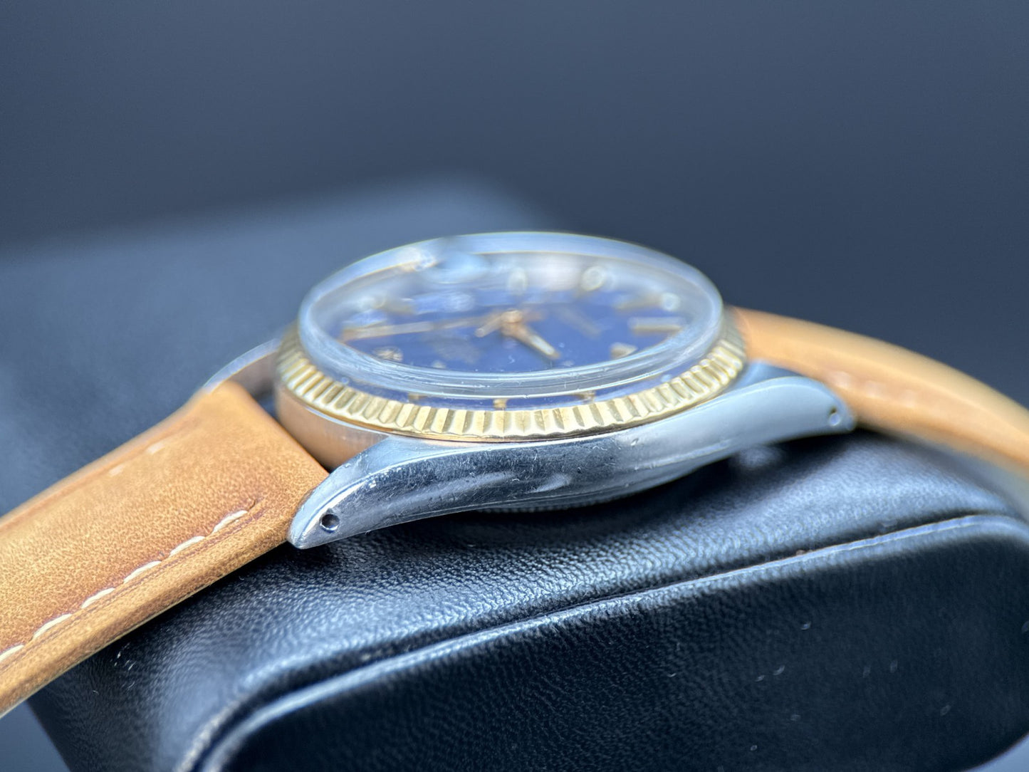 Vintage Rolex Datejust 1601 Blue Dial Gold Bezel Automatic 36mm Watch4