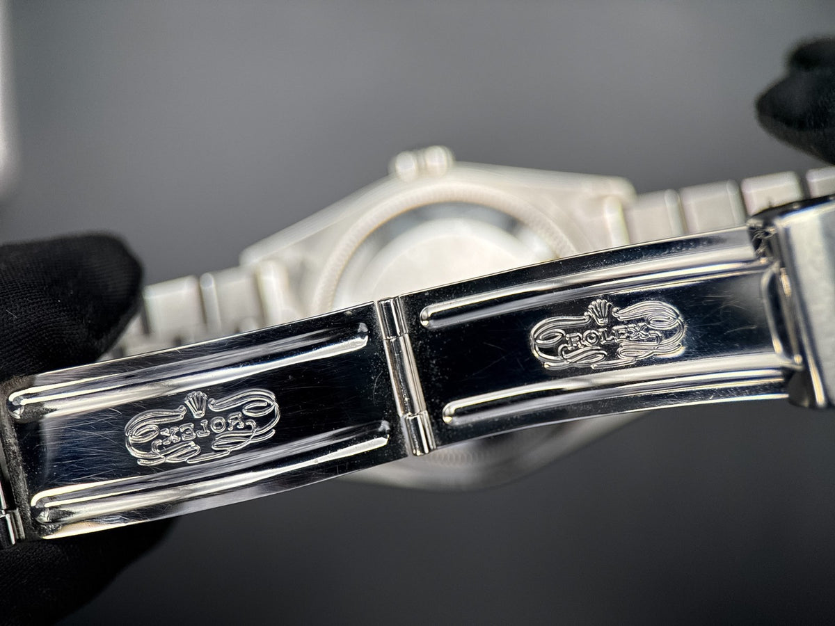 Rolex Datejust 16234 Silver Dial - photo 9 of 11