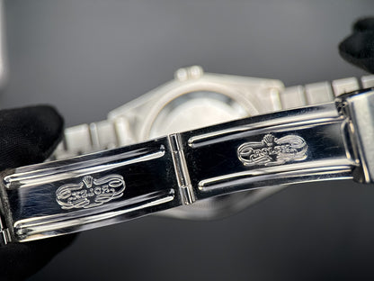 Rolex Datejust 16234 Silver Dial - photo 9 of 11