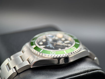 Rolex Submariner 16610LV Kermit Green Bezel 40mm Automatic Watch - 20054