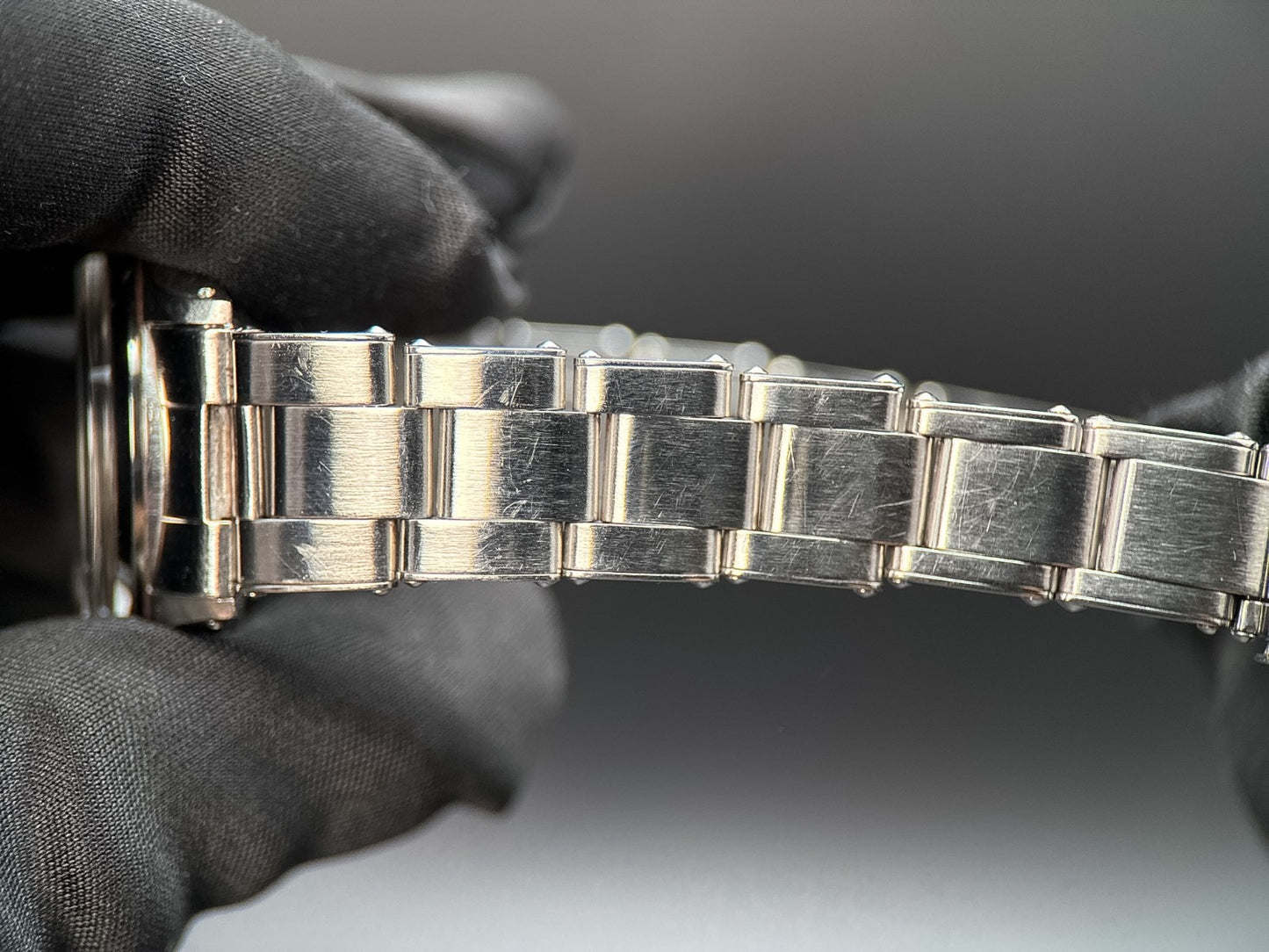 Vintage Rolex OysterDate 6466 Black Dial Oyster Rivet Bracelet Manual 30mm 196710