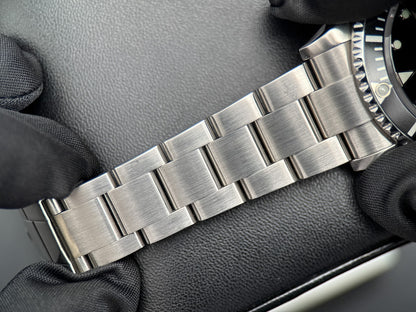 Rolex Submariner Date 16610 Engraved Rehaut Automatic 40mm Watch - 20087